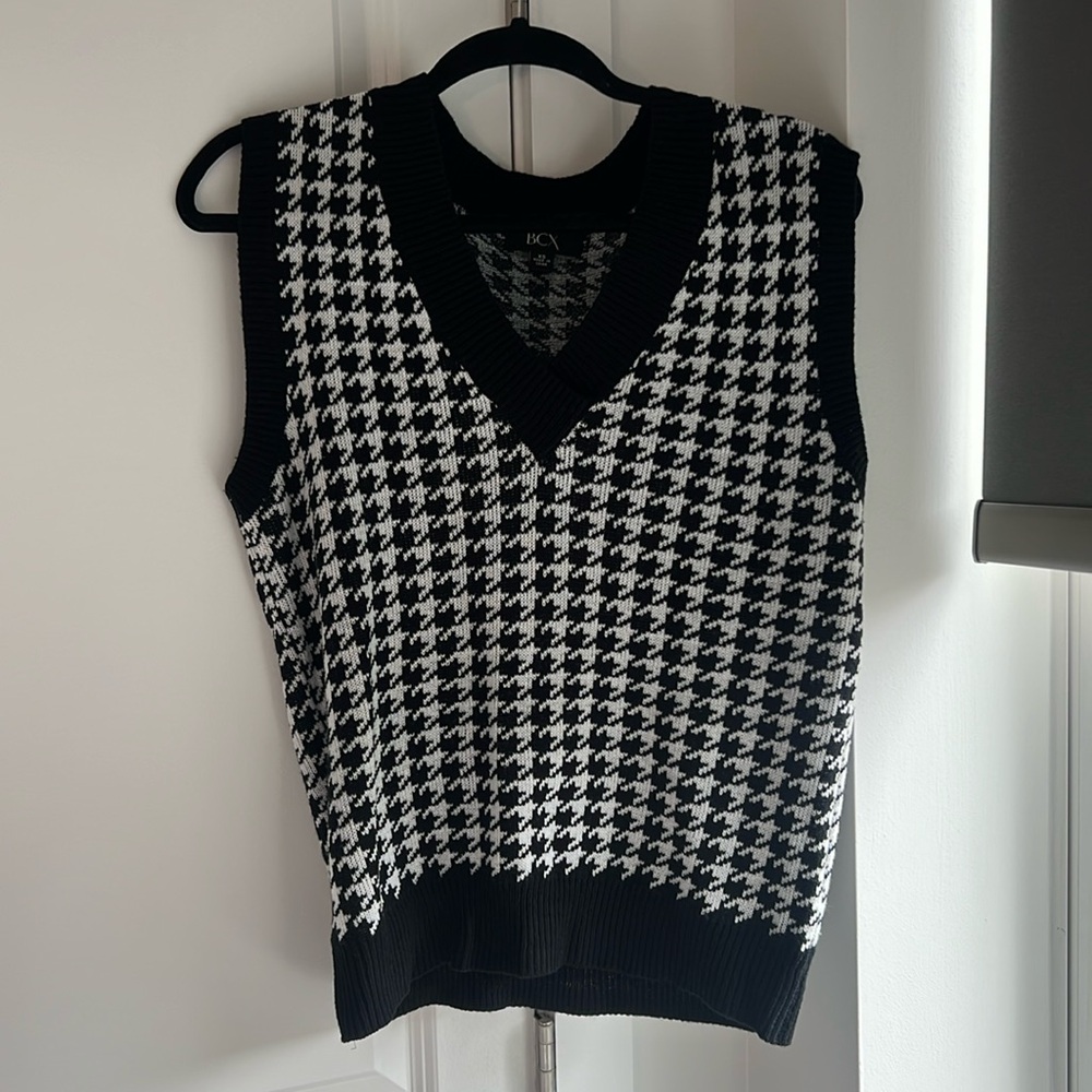 Sweater Vest